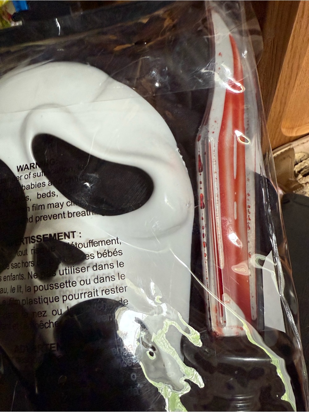 Scream White and Black Ghost Mask, Robe with Red Faux Knife Prop Costume kids xl
